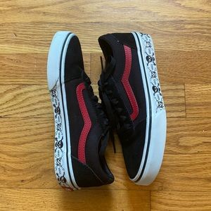 Super cool Like new Vans Ward Sneaker